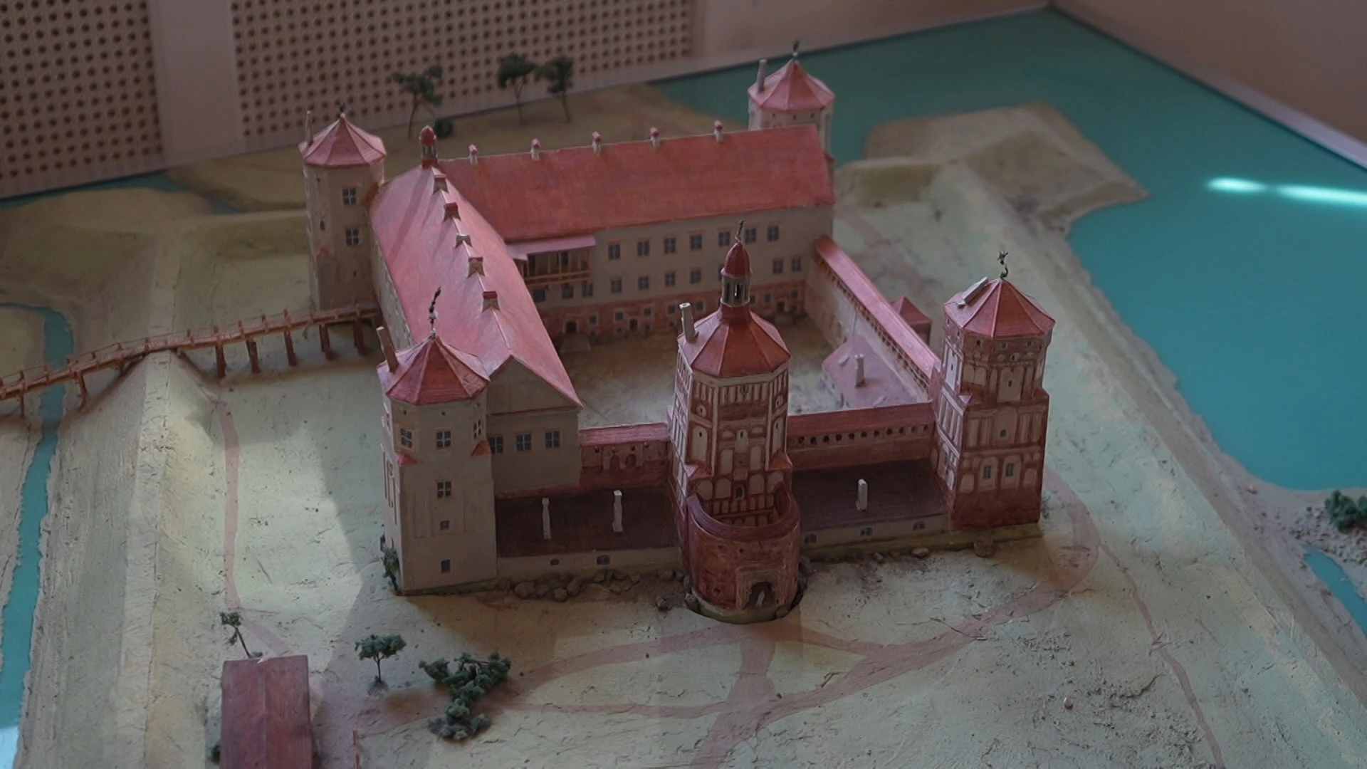 Госпрограмма "Туризм": каковы планы отрасли на пятилетку