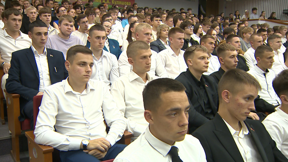 В МГУ имени А. А. Кулешова прошла информационно-просветительская акция «Беларусь адзіная»