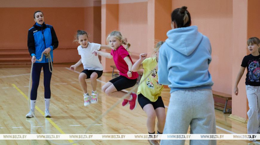 Кулявая стральба і тэніс, трэнажоры і фітнес. СДЮШАР №5 у Магілёве адчыніла дзверы пасля капітальнага рамонту