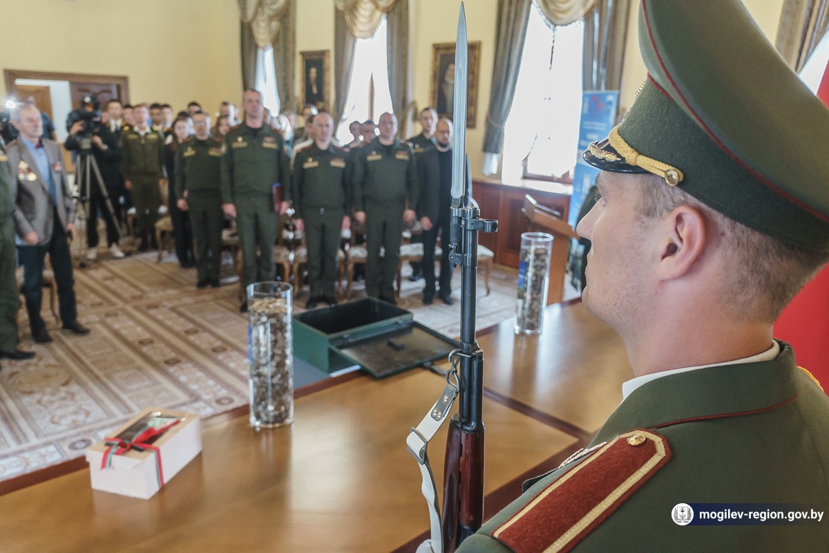 Coins for the monument in brest were handed over to the Talai foundation
in Mogilev
