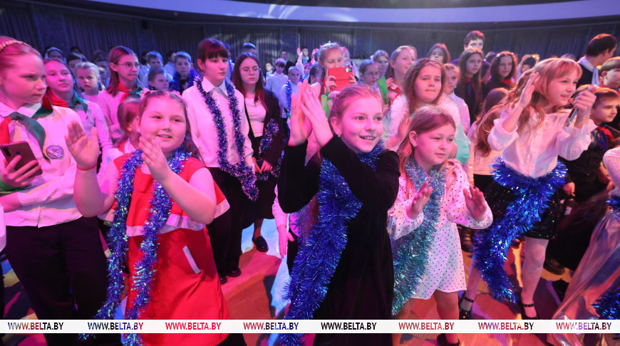 Пытанні жывёлагадоўлі і падрыхтоўка да пасяўной кампаніі. Дзмітрый Крутой наведаў Магілёўскую вобласць