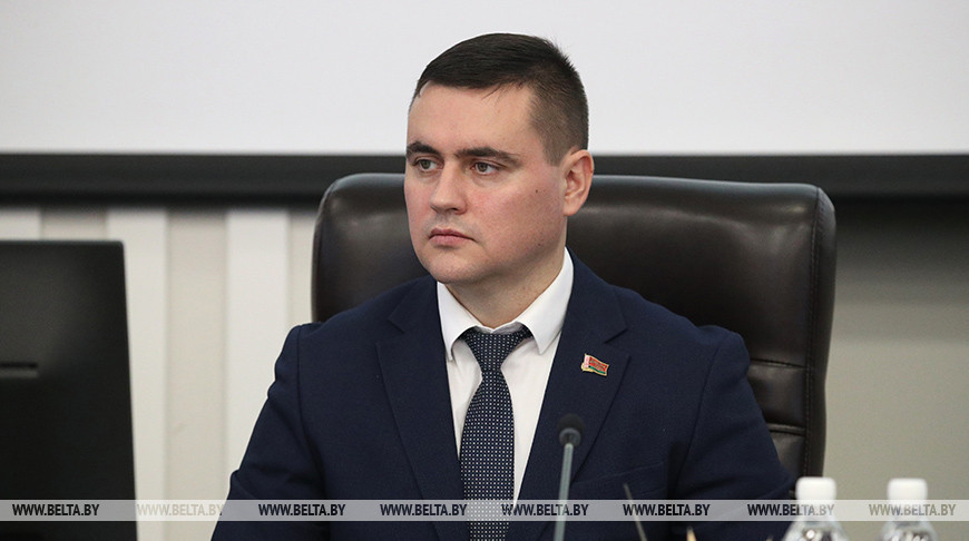 Андрей Иванец: в стране выстроена системная работа по воспитанию у молодежи ответственности за свой выбор 
