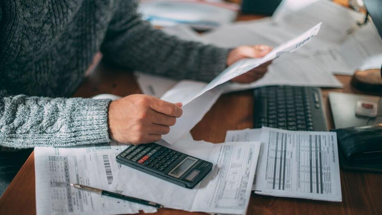 МАРТ прокомментировал перенос сроков повышения тарифов на ЖКУ