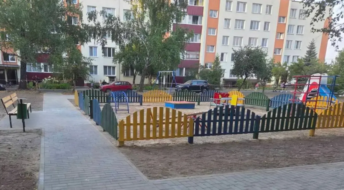 Сёлета раённым планам добраўпарадкавання і развіцця паселішчаў прадугледжана маштабная мадэрнізацыя дзіцячых і спартыўных пляцовак у Асіповічах