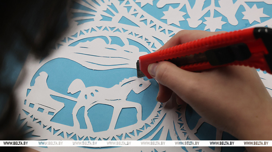 Беларускае рамяство вяртаецца. У Магілёве студэнты каледжа асвойваюць выцінанку