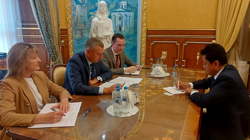 Belarus seeks to supply, potash fertilizers, machinery, food to Combodia