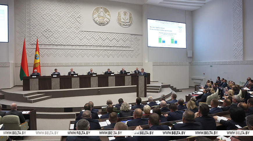 Дзмітрый Крутой пракаменціраваў развіццё прамысловасці Магілёўскай вобласці ў І квартале і важнасць кропкавых рашэнняў