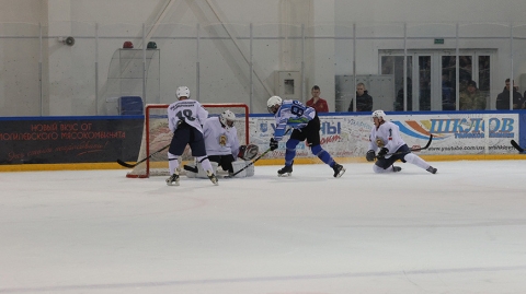 Адзінства, імкненне да мэты і сумленная барацьба. Адборачны этап турніру МУС па хакеі стартаваў у Шклове