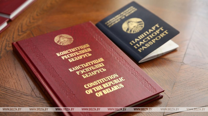 В Минске создано 9 групп экспертов для обсуждения проекта Конституции в трудовых коллективах