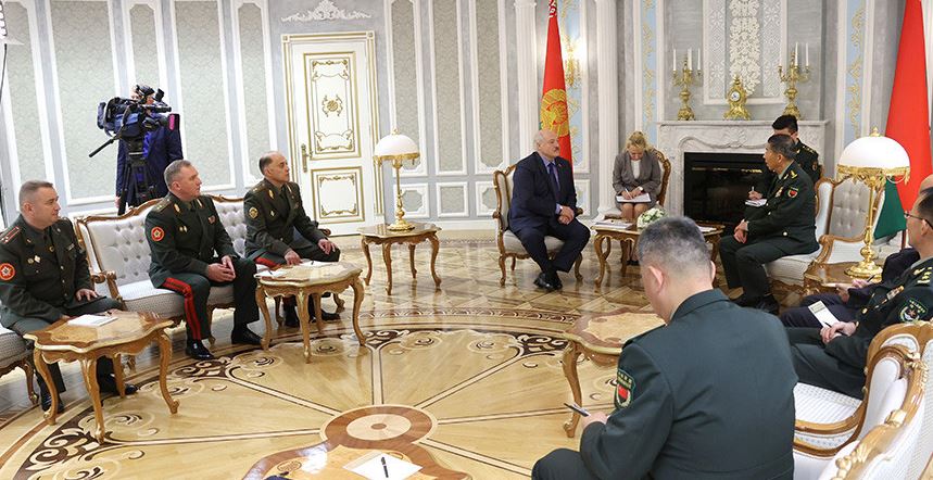 Лукашенко: военное сотрудничество Беларуси с Китаем не направлено против третьих стран