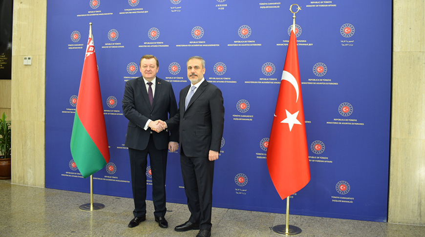 Foreign ministers of Belarus, Turkiye meet in Ankara