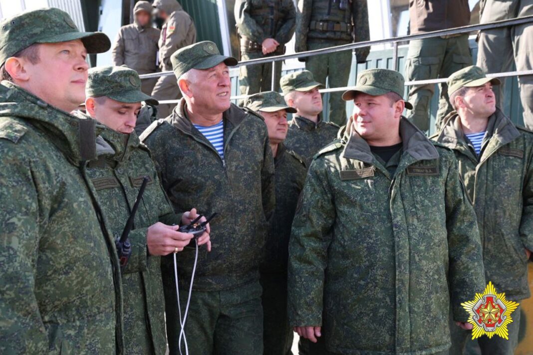 Научно-практическая конференция на тему: "Актуальные вопросы автоматизации управления подразделениями в условиях активного применения беспилотных авиационных комплексов и средств борьбы с ними" состоялась накануне в Осиповичах 