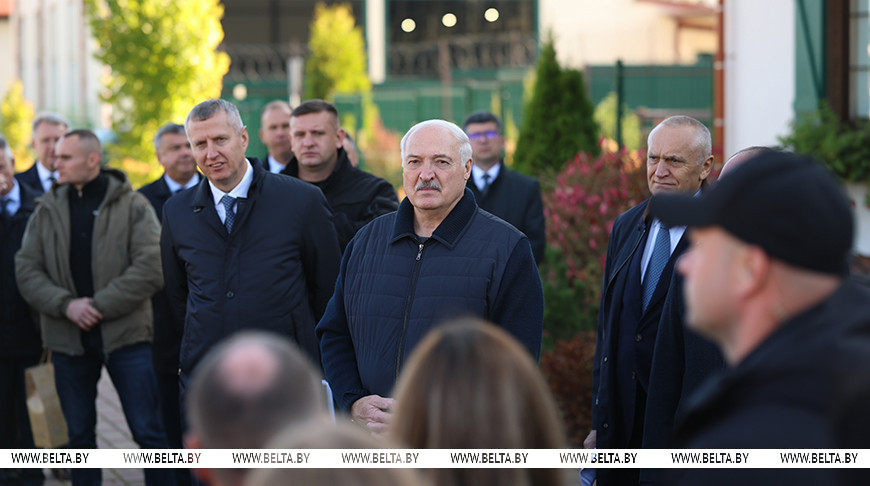 Александр Лукашенко: в Беларуси не отойдут от политики поддержки многодетных семей