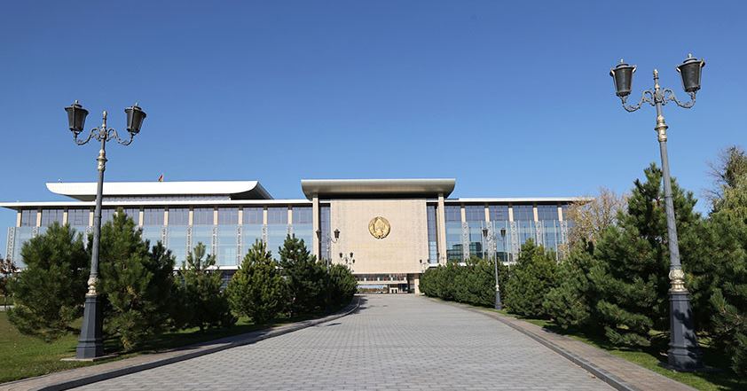 Лукашенко поздравил личный состав и ветеранов Военной академии с ее 70-летним юбилеем