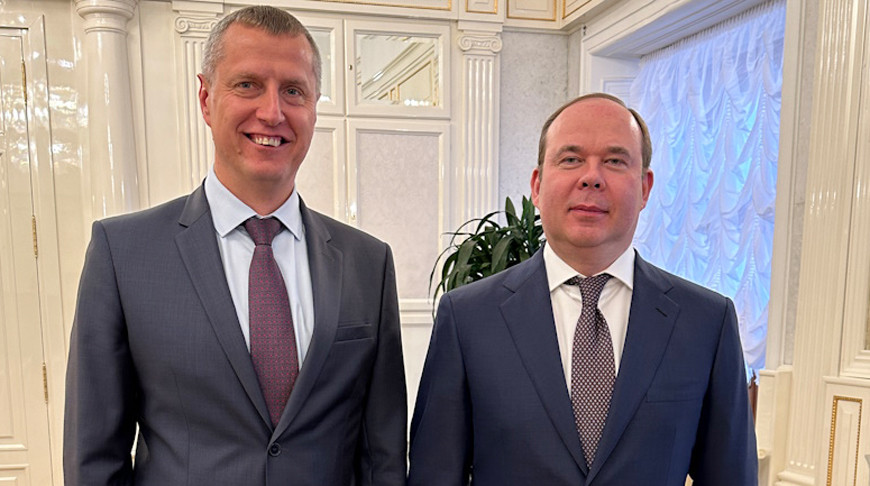 Крутой провел встречу с главой Администрации Президента России