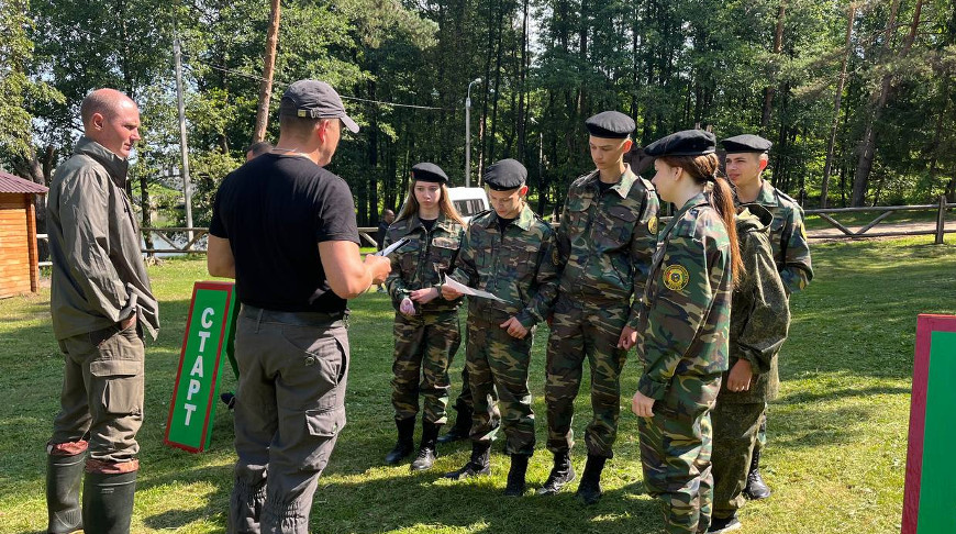 Interesting and useful: how schoolchildren spend their time in the camp
of the dozor military-patriotic club in Krugloye
