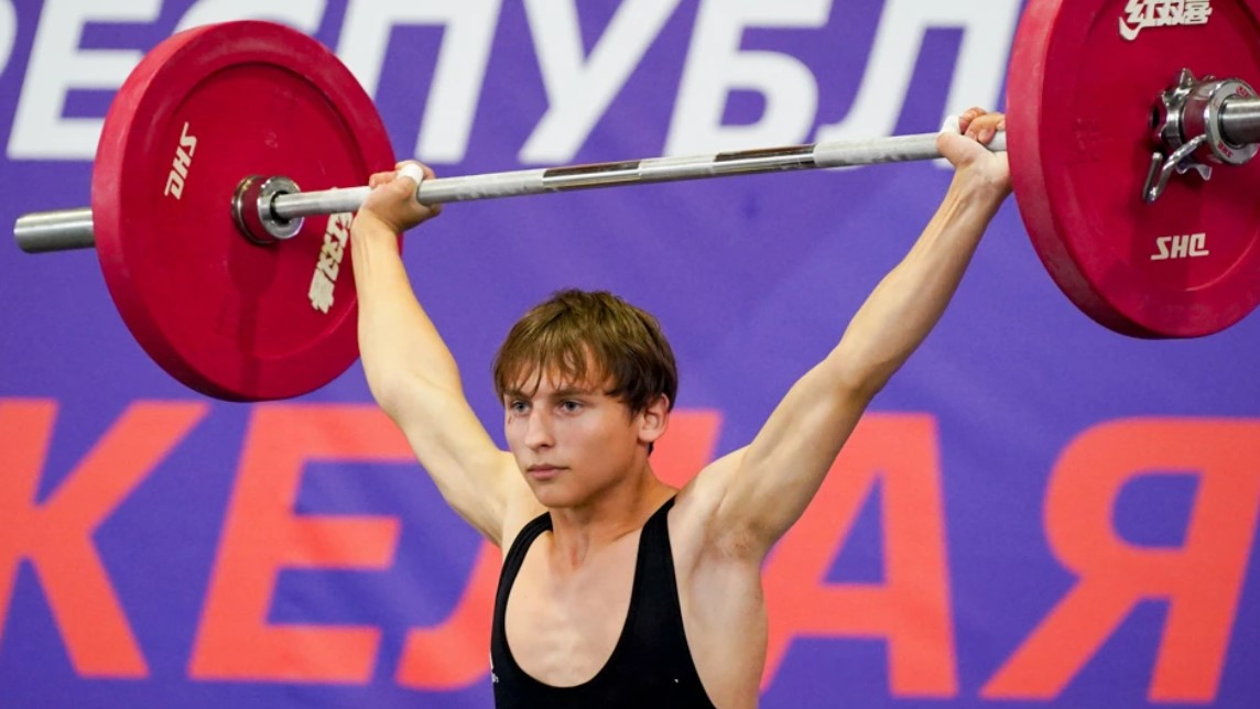 Чемпионат Республики Беларусь по тяжелой атлетике стартовал в Могилеве. Фото