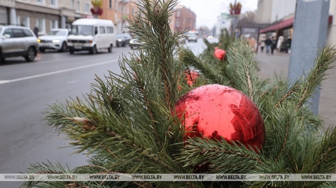 Кірмашовыя домікі, зоркі і шасціметровы сімвал года. Як Магілёў зменіцца да зімовых святаў
