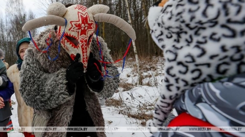 Магілёўскі заасад адсвяткуе Каляды народнымі забавамі, яркім прадстаўленнем і смачнай юшкай